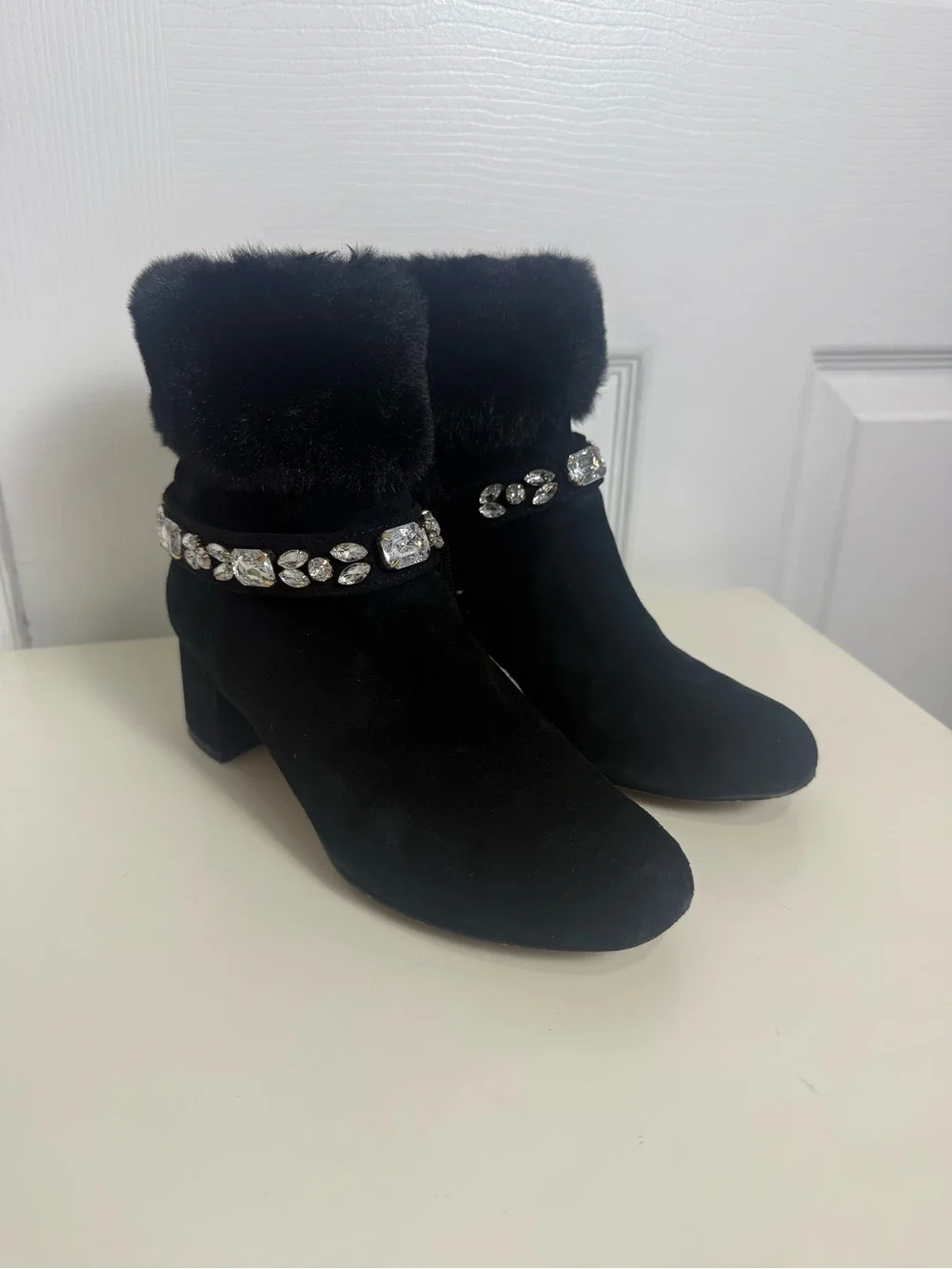 Adrienne Vittadini AV-Lazar Women’s Black Suede Faux Fur Rhinestone ankle boot/7